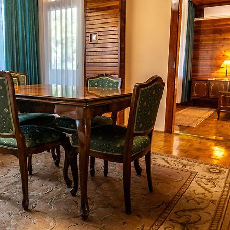 Ozoon Hotel Nyiregyhaza Ngoại thất bức ảnh