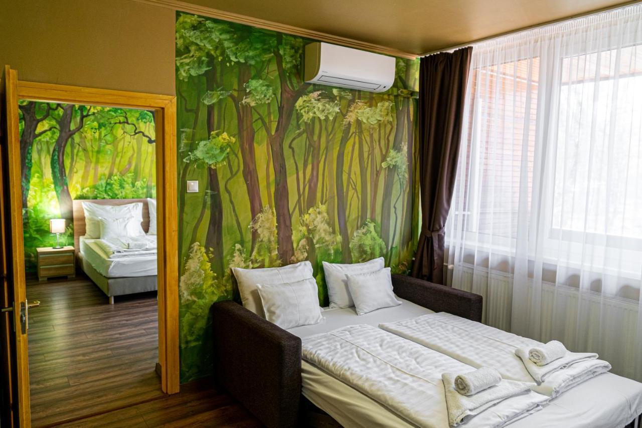 Ozoon Hotel Nyiregyhaza Ngoại thất bức ảnh